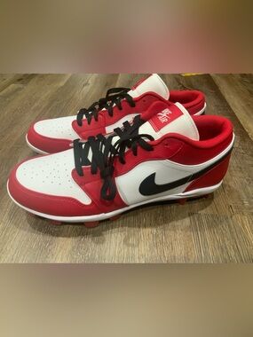 Air Jordan 1 Retro MCS Low 'Chicago' Red White Baseball Cleats CJ8524-611 Sz 14